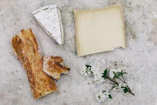 Wine and Cheese Pairing: Discover the Best Combinations